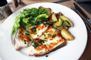 レストランLa Table dʼAligre（ラ ターブル ダリーグル）の魚料理