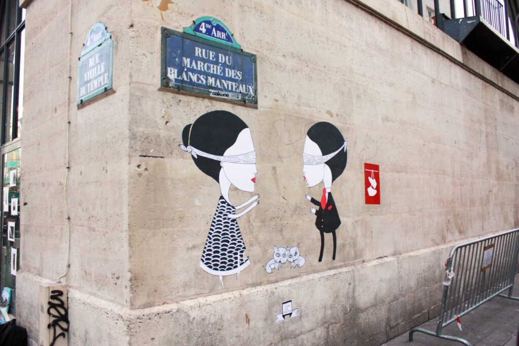 パリ・マレ地区のストリートで見かけた壁のイラスト