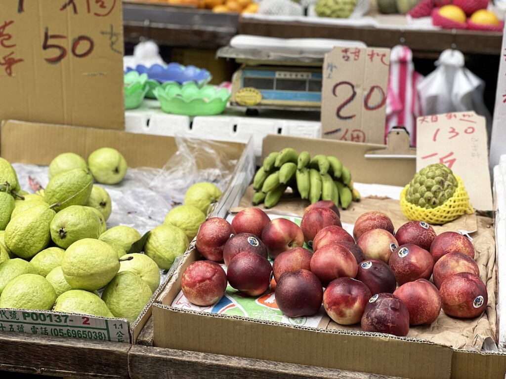 台北・濱江市場で販売されている果物