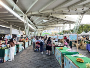 台北・圓山エリアにあるファーマーズマーケット、花博農民市集のようす